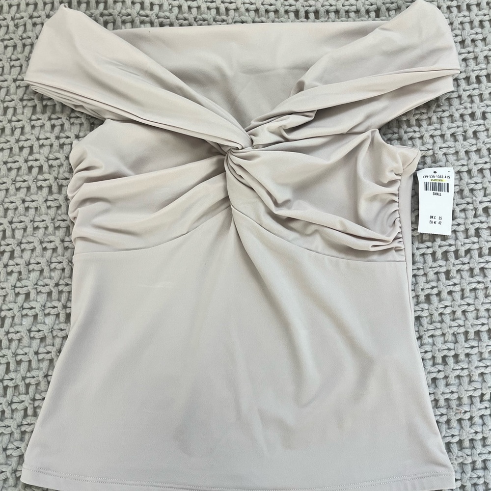 A&F NWT Elegant Off-Shoulder Twist Top